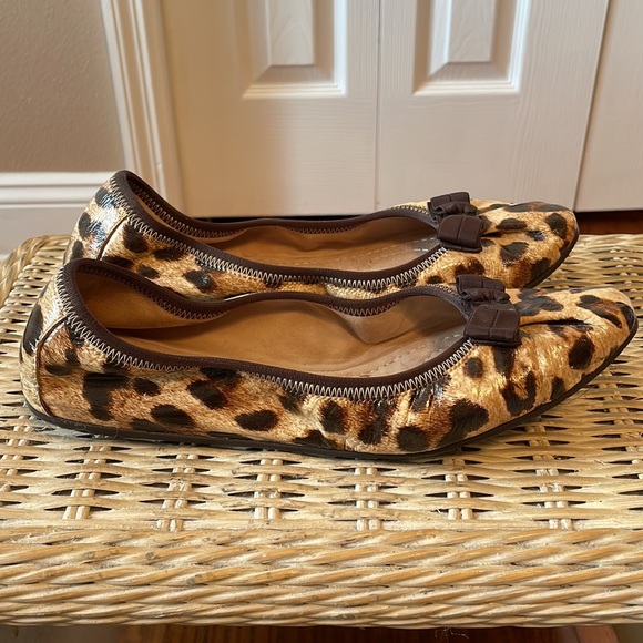 Salvatore Ferragamo My Joy Patent Leather Leopard print ballet flats sz 7 - Picture 3 of 16